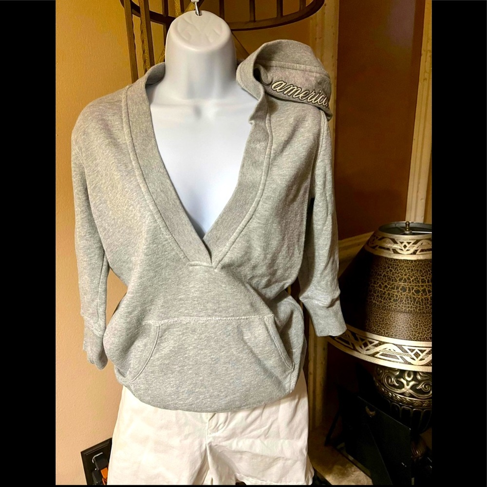 American Eagle Outfitters 3/4 sleeve Deep V neck embroidered Kangaroo Hoodie XS
